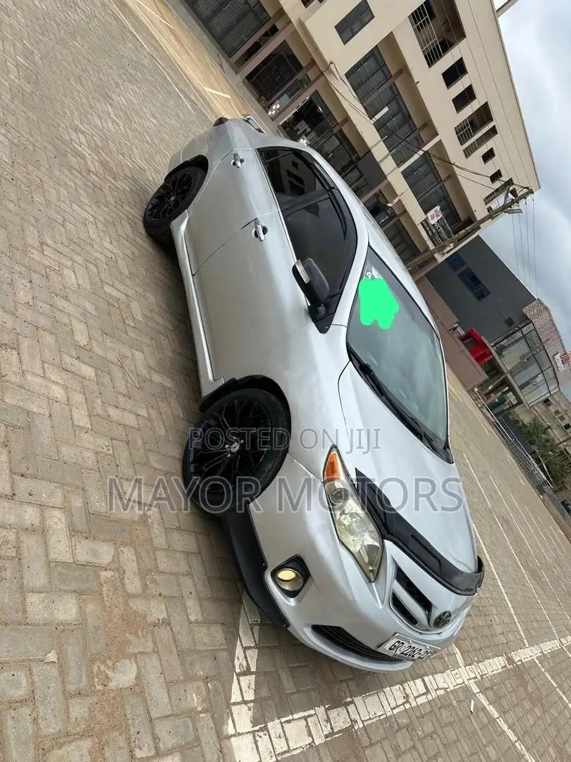 Toyota Corolla S 4dr Sedan (1.8L 4cyl 4A) 2013 Silver