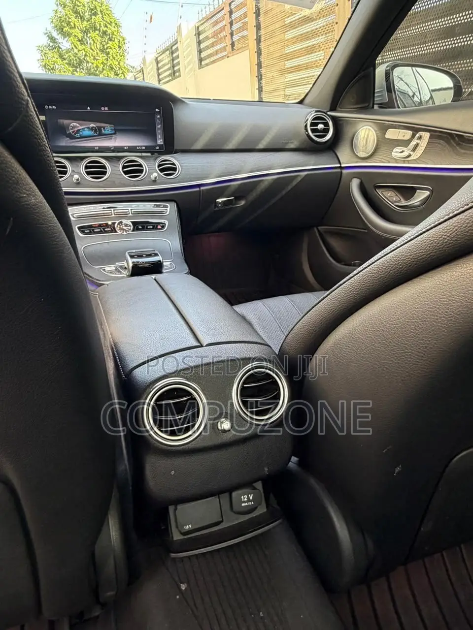 Mercedes-Benz E300 2019 Silver
