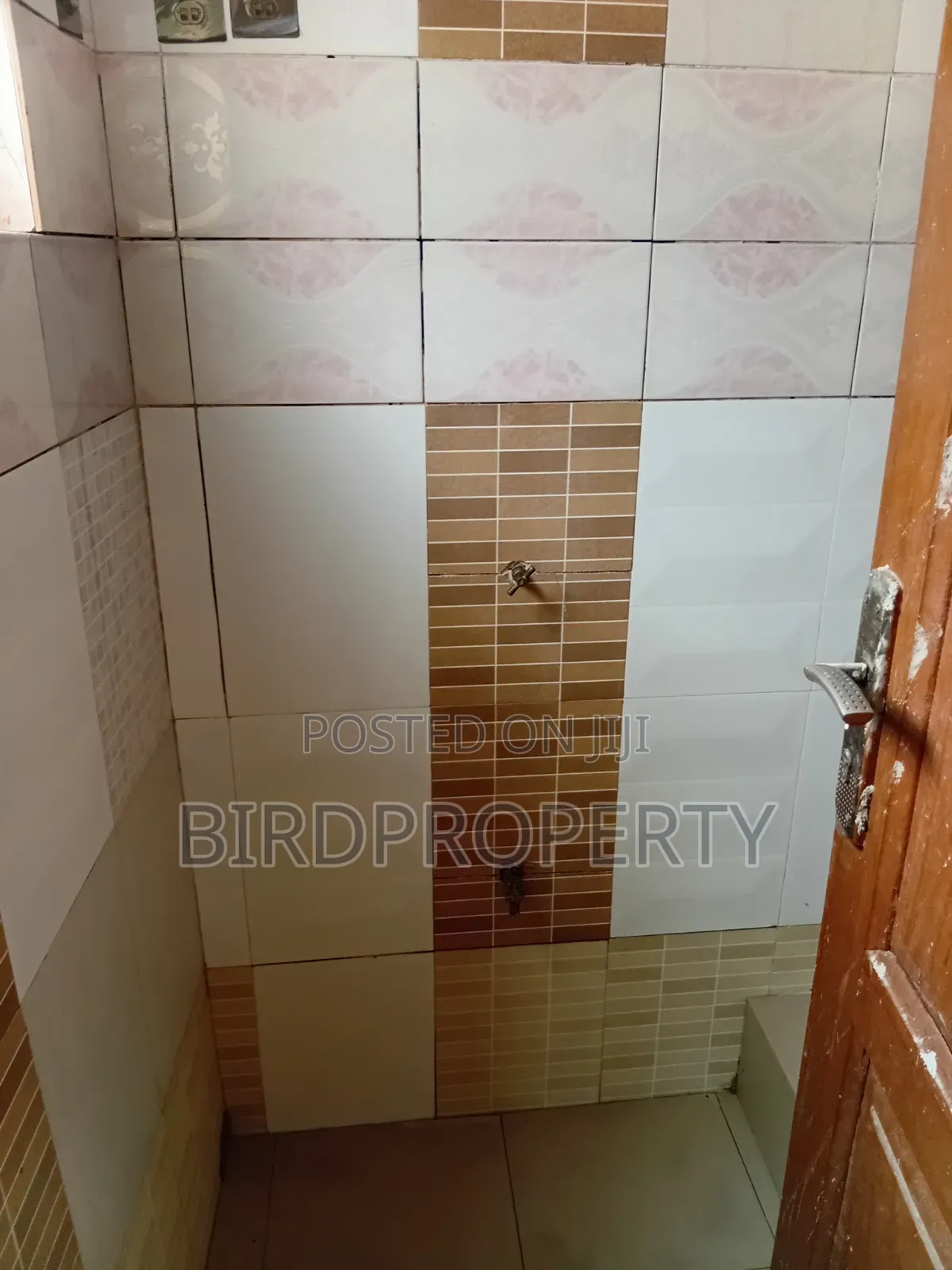 1bdrm Apartment in Bird-Group, Bawaleshie for rent