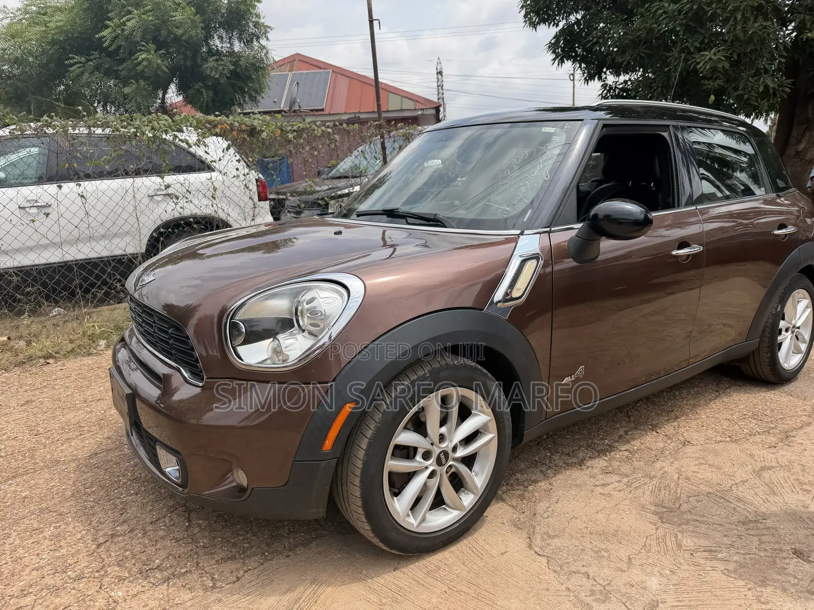 Mini Cooper Clubman Classic 2013 Brown