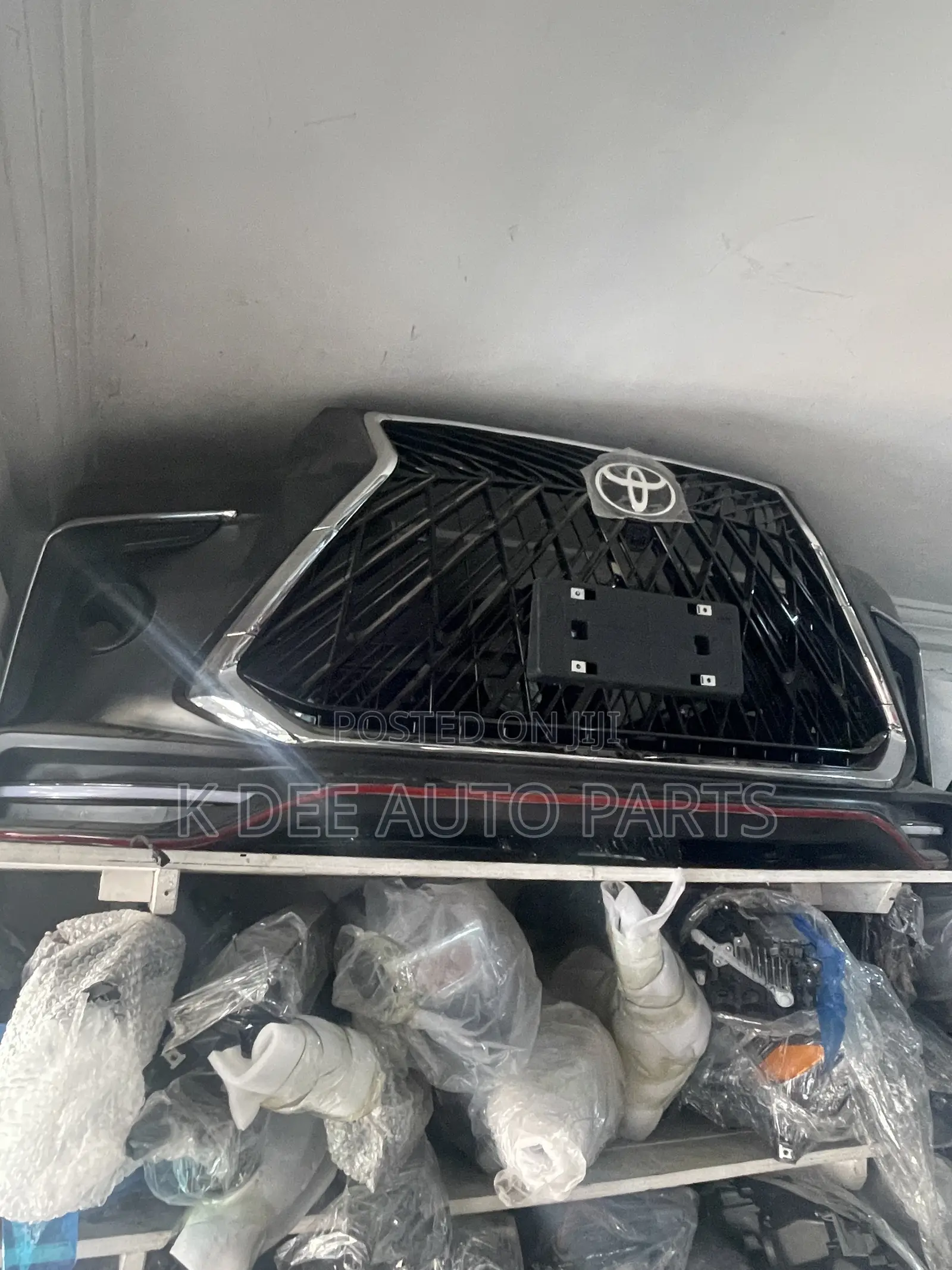 Toyota Highlander Spec 12 Front Bumper Complete