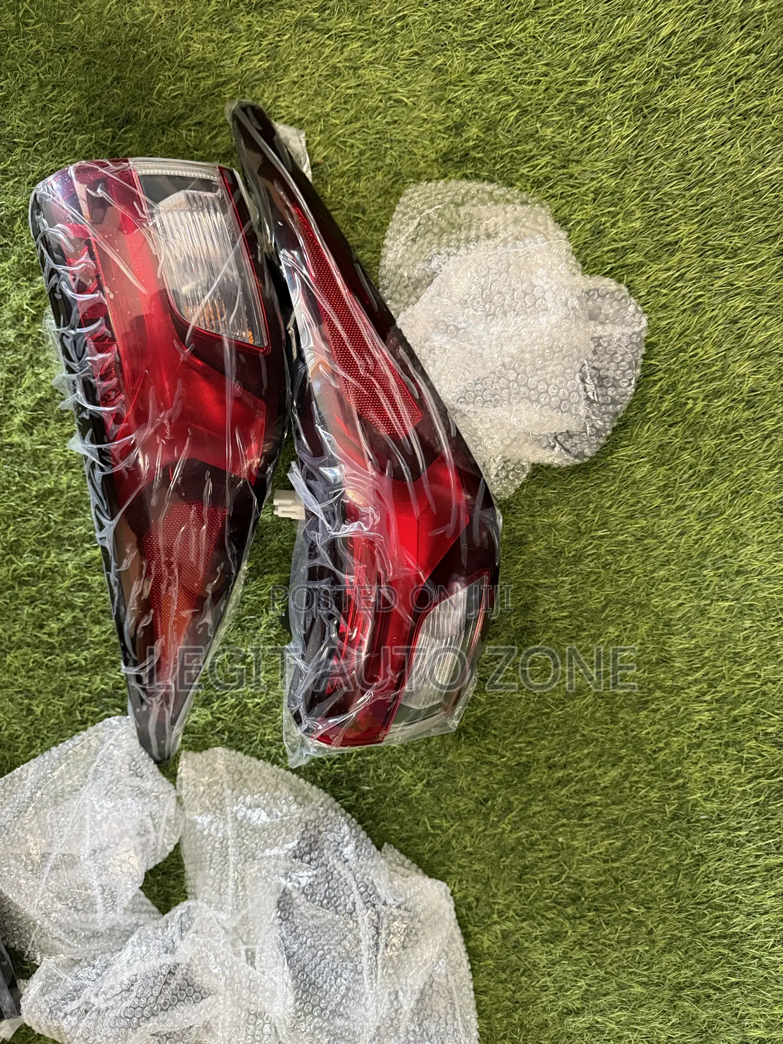 Mitsubishi Outlander 2022,2023,2024,2025,2026, Taillights Available