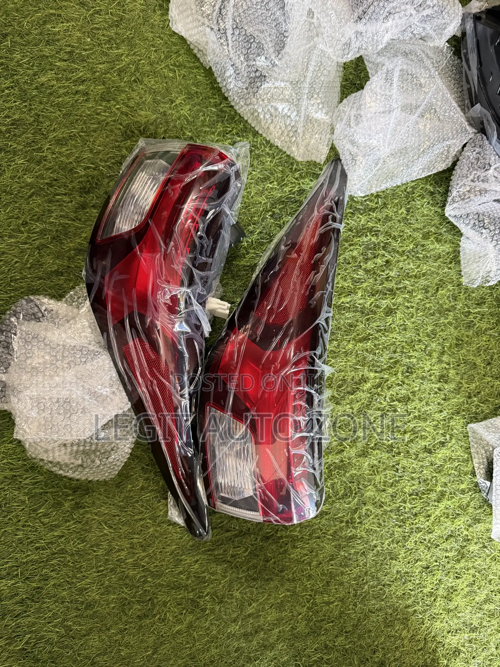 Mitsubishi Outlander 2022,2023,2024,2025,2026, Taillights Available