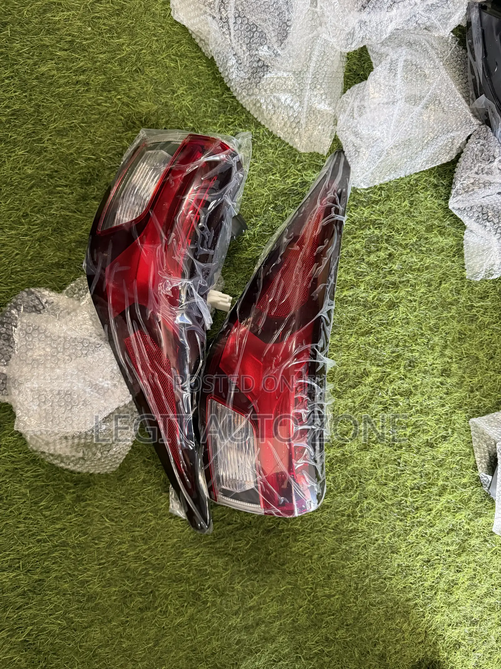 Mitsubishi Outlander 2022,2023,2024,2025,2026, Taillights Available