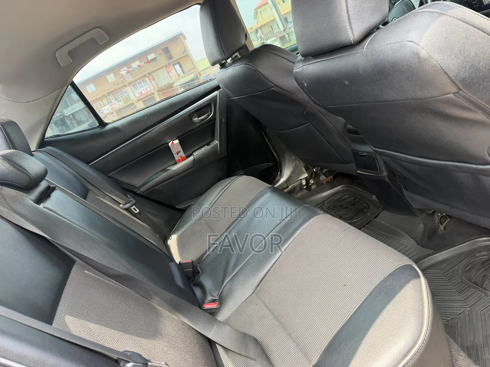 Toyota Corolla S 4dr Sedan (1.8L 4cyl CVT) 2015 Gray