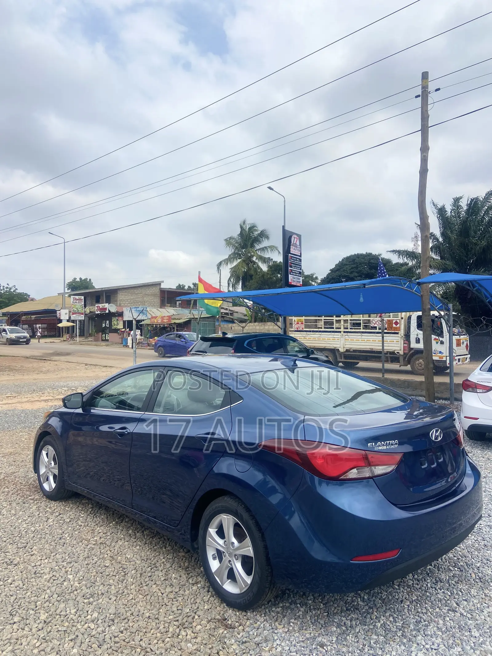 Hyundai Elantra Limited 4dr Sedan (1.8L 4cyl 6A) 2014 Blue