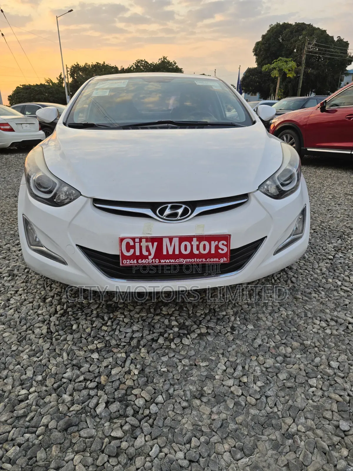 Hyundai Avante 2013 White