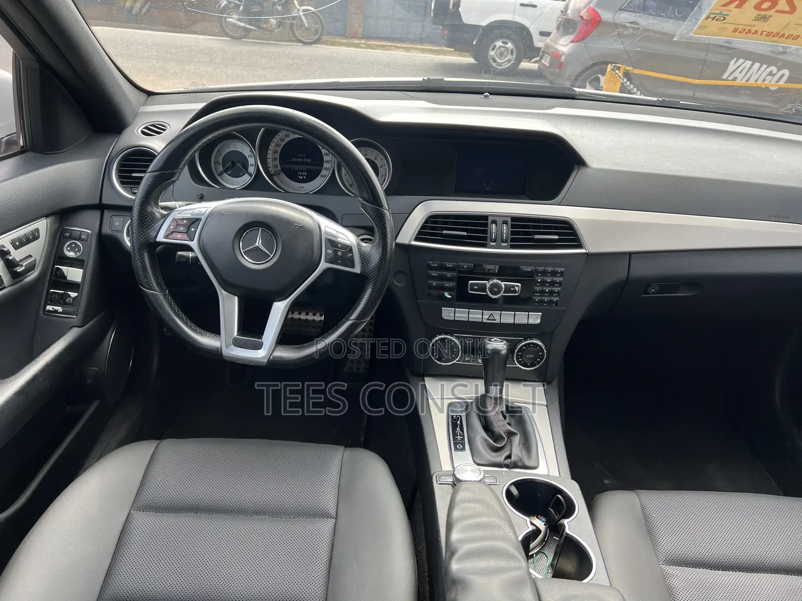 Mercedes-Benz C250 2013 White