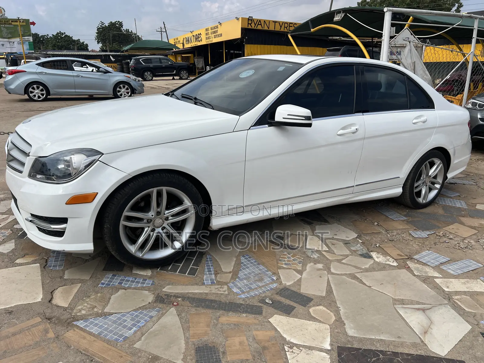 Mercedes-Benz C250 2013 White