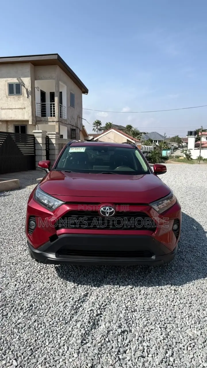 Toyota RAV4 2021 Red