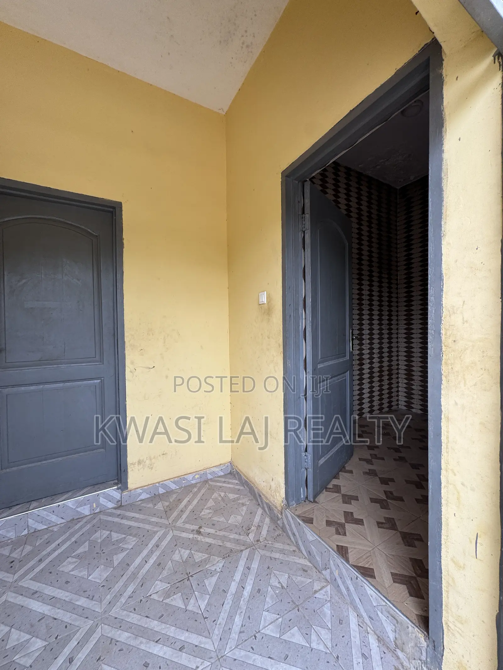 1bdrm Apartment in Adanseman New, Weija for rent
