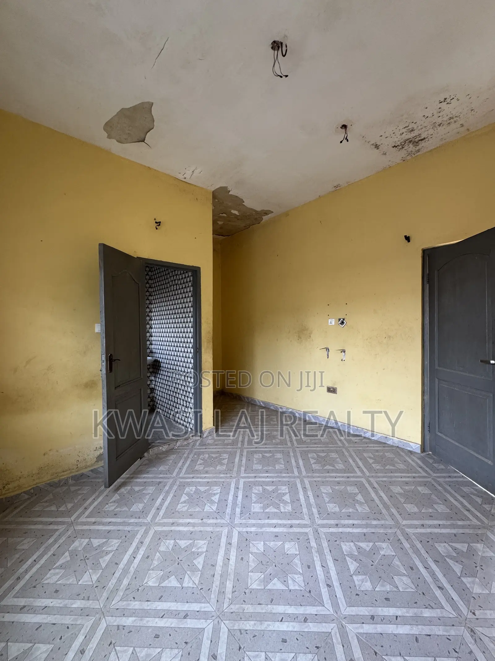 1bdrm Apartment in Adanseman New, Weija for rent