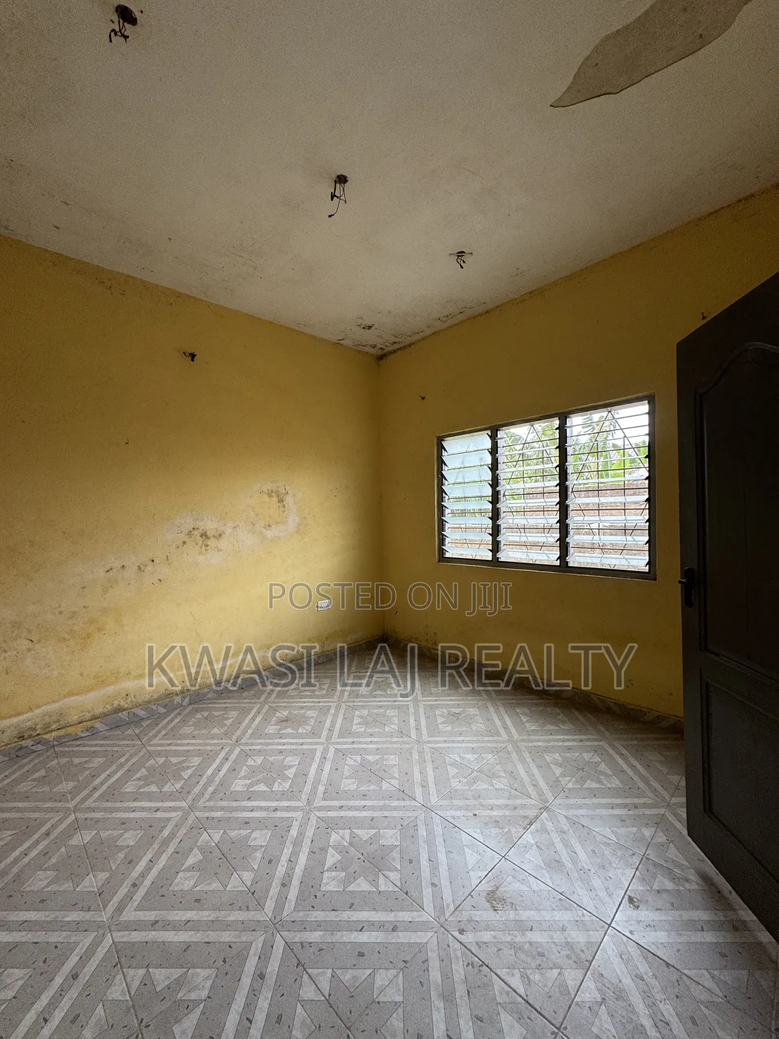 1bdrm Apartment in Adanseman New, Weija for rent
