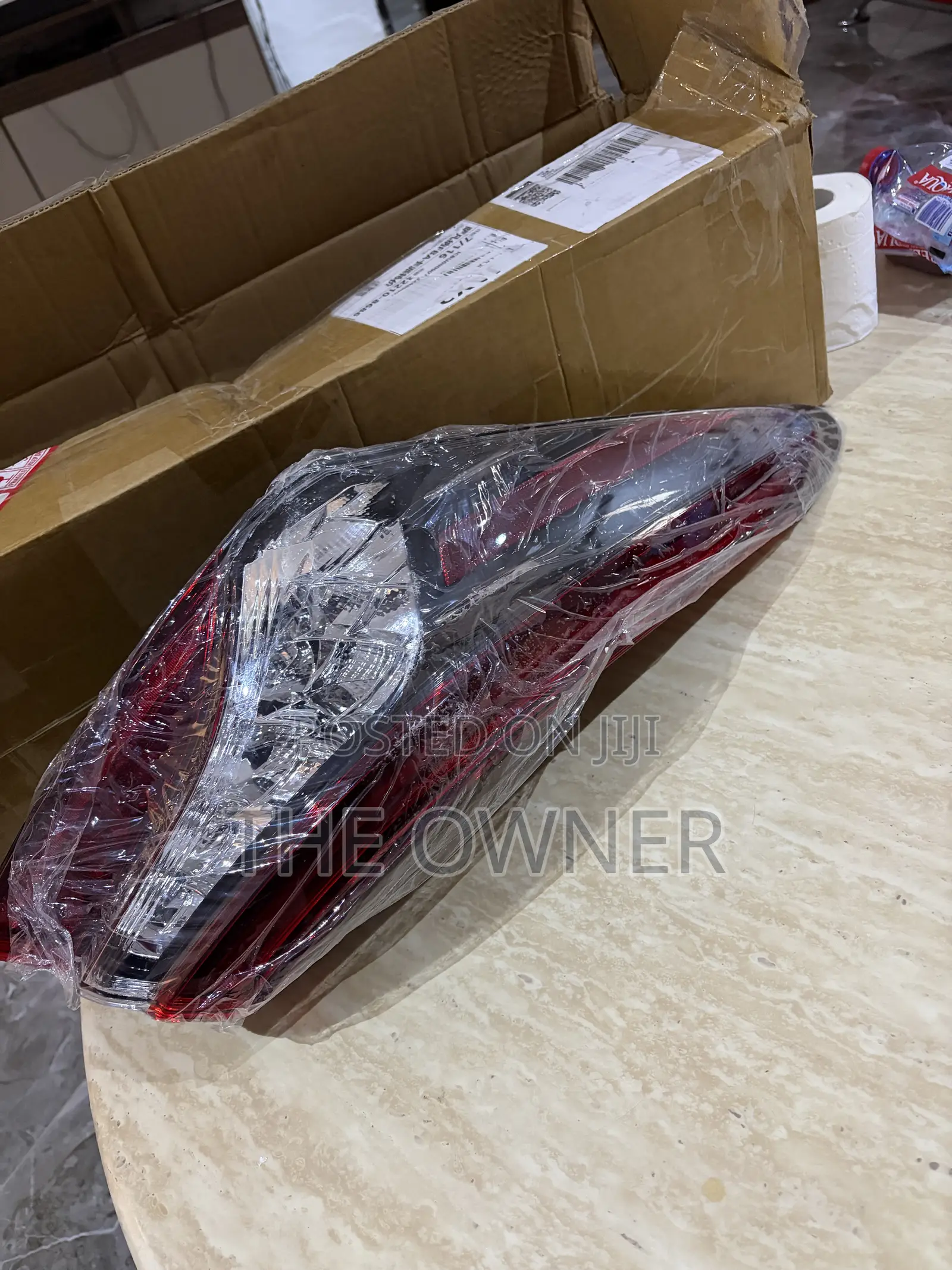 2021to 2023 Toyota Camry Tail Light Driver Side