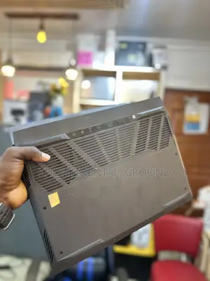 Laptop Dell G15 5511 16GB Intel Core i7 SSD 512GB