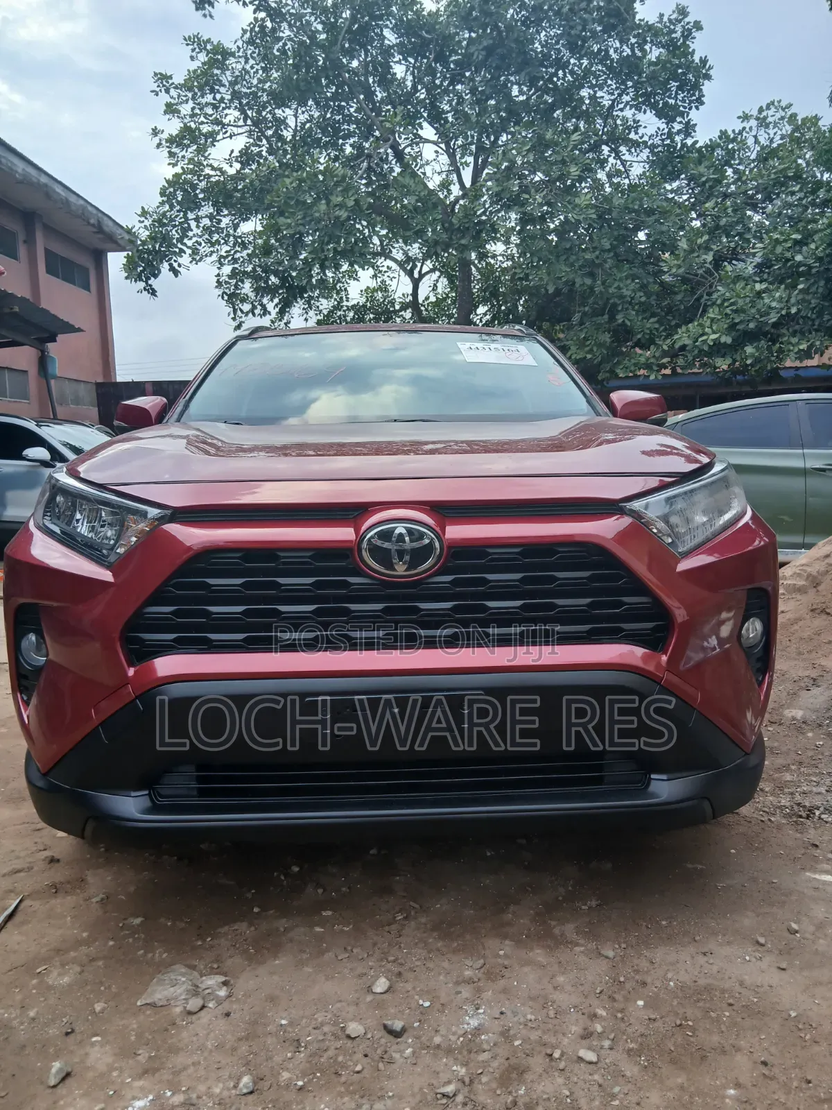 Toyota RAV4 XLE FWD 2019