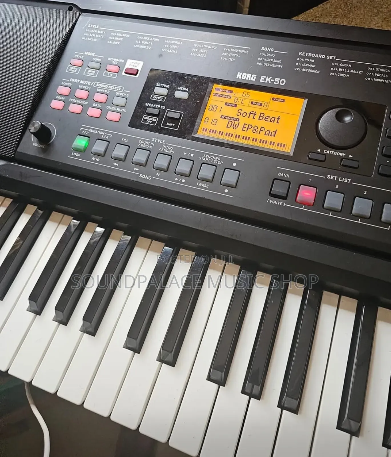 Korg EK-50 61-Key Entertainer Keyboard
