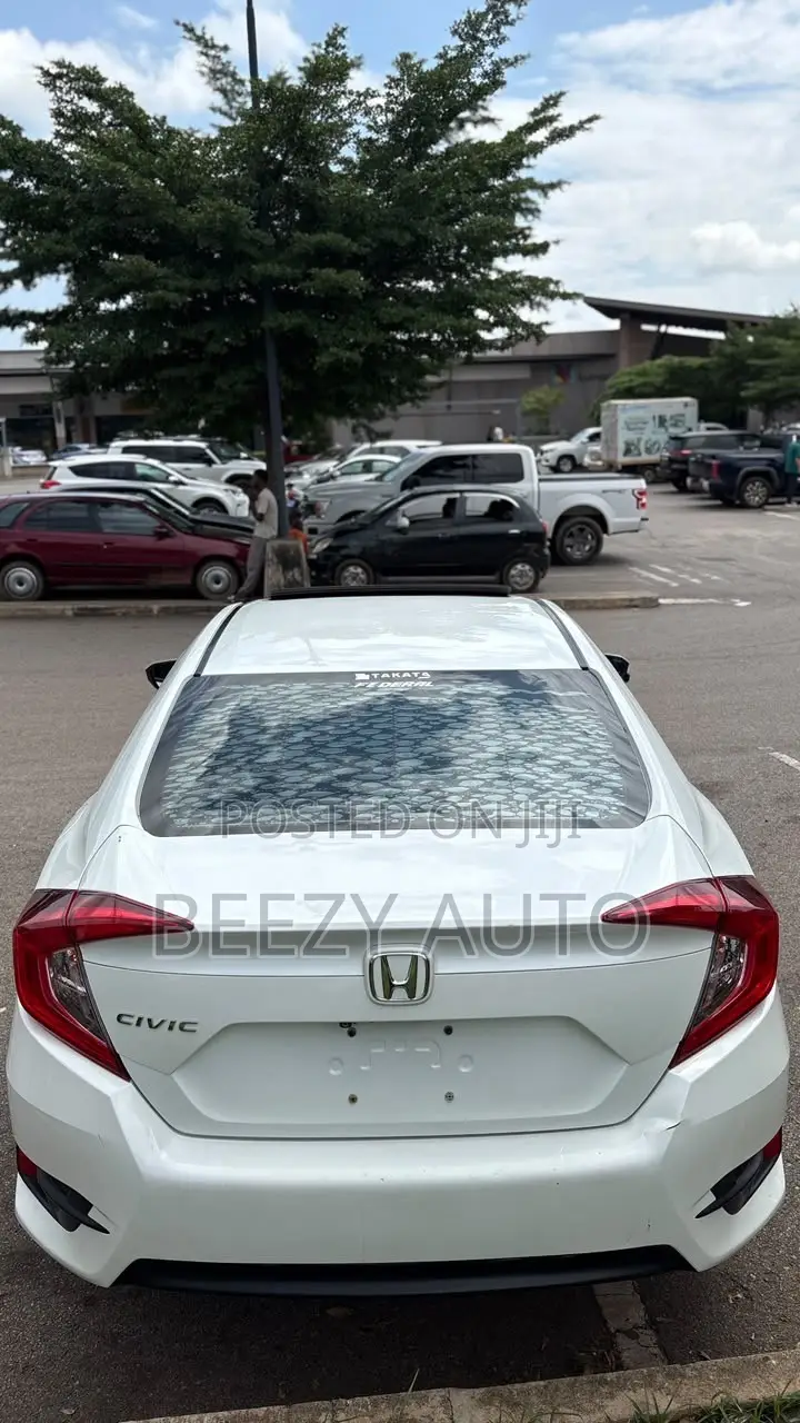 Honda Civic EX Sedan 2018 White