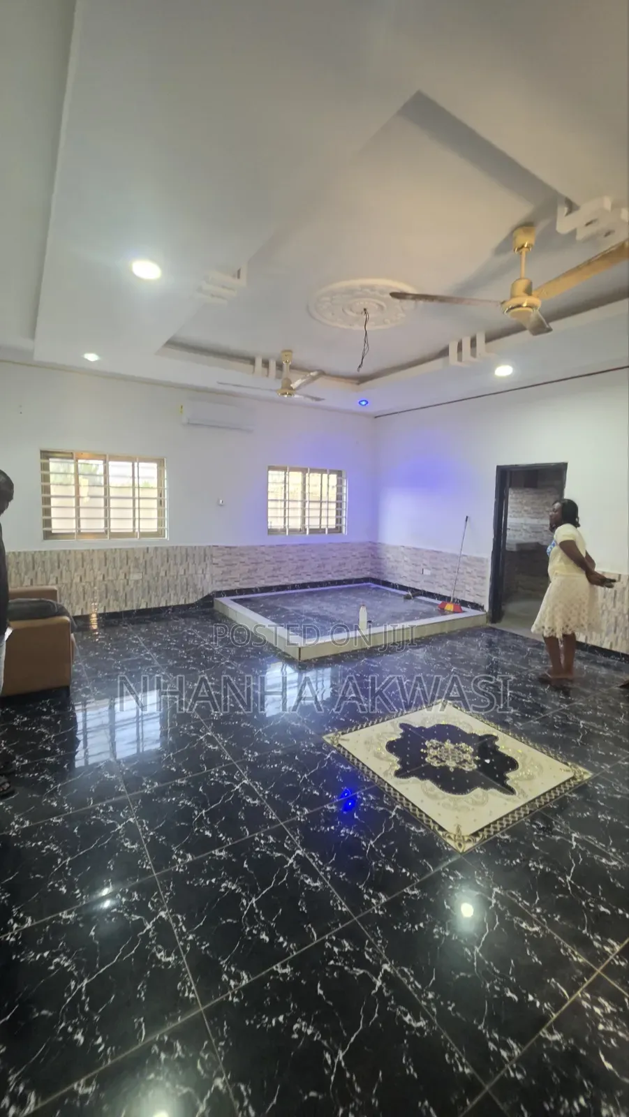 2bdrm Apartment in Community 18, Sakumono for rent