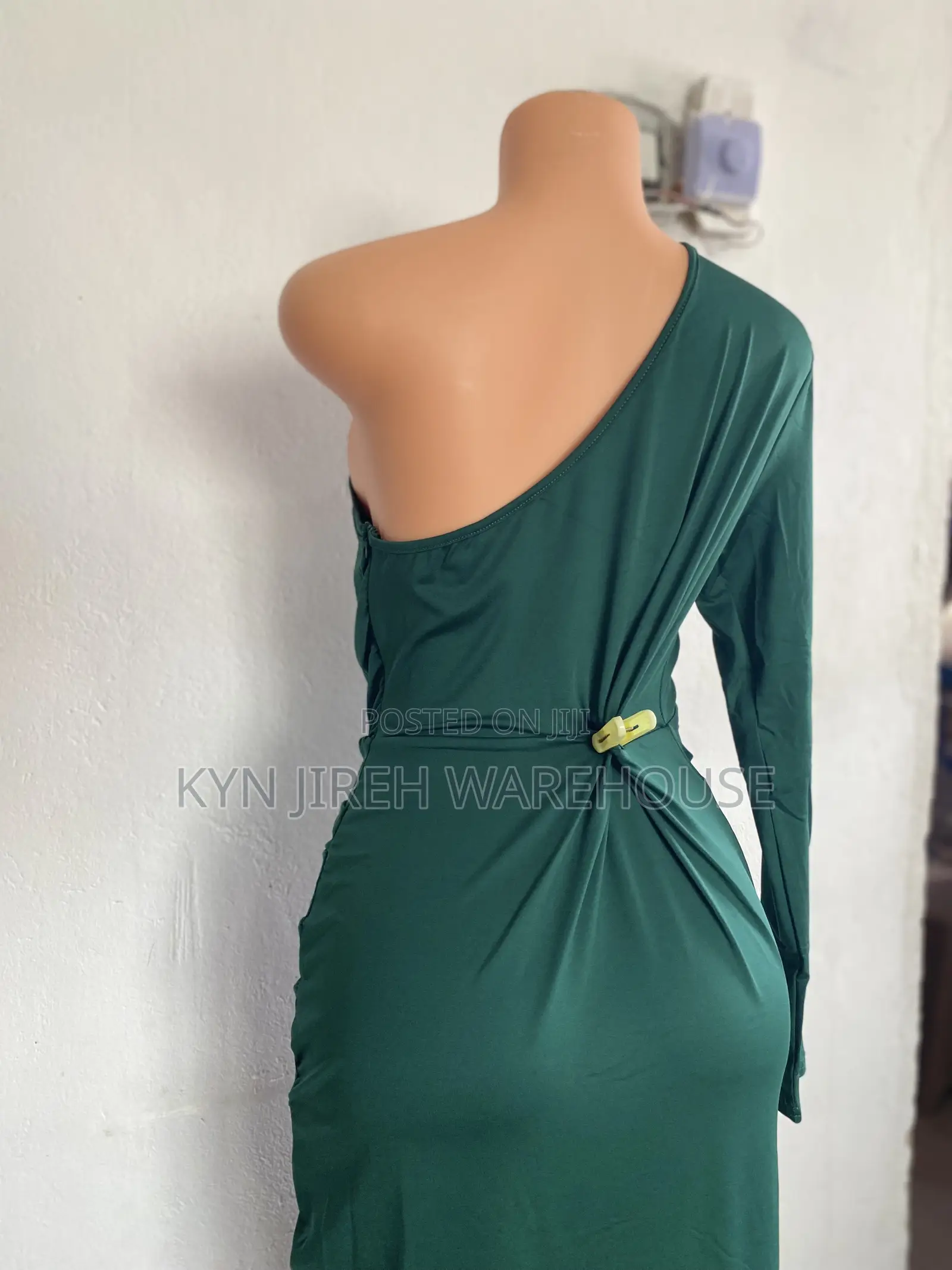 Ladies Dinner Wear