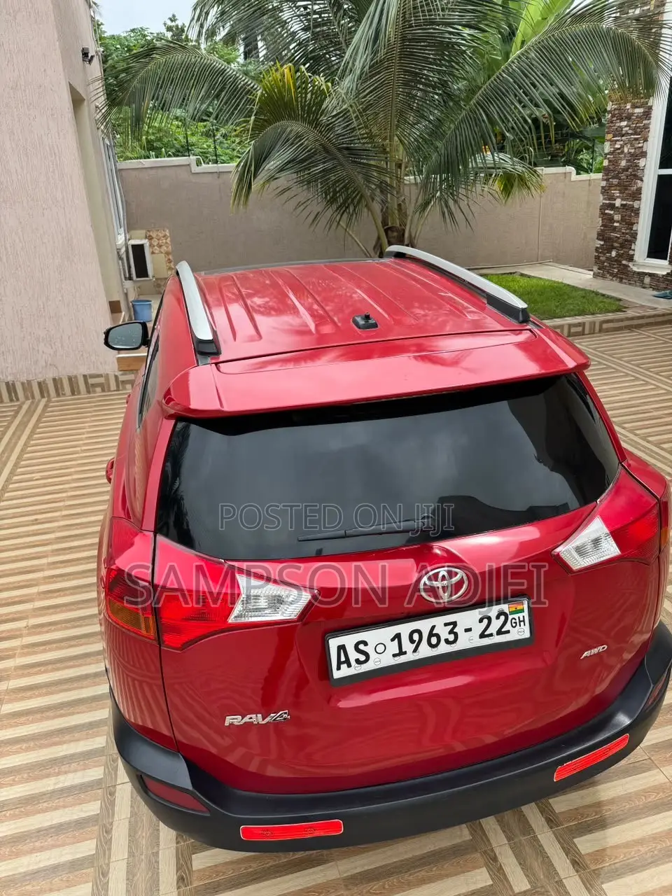 Toyota RAV4 2015 Red