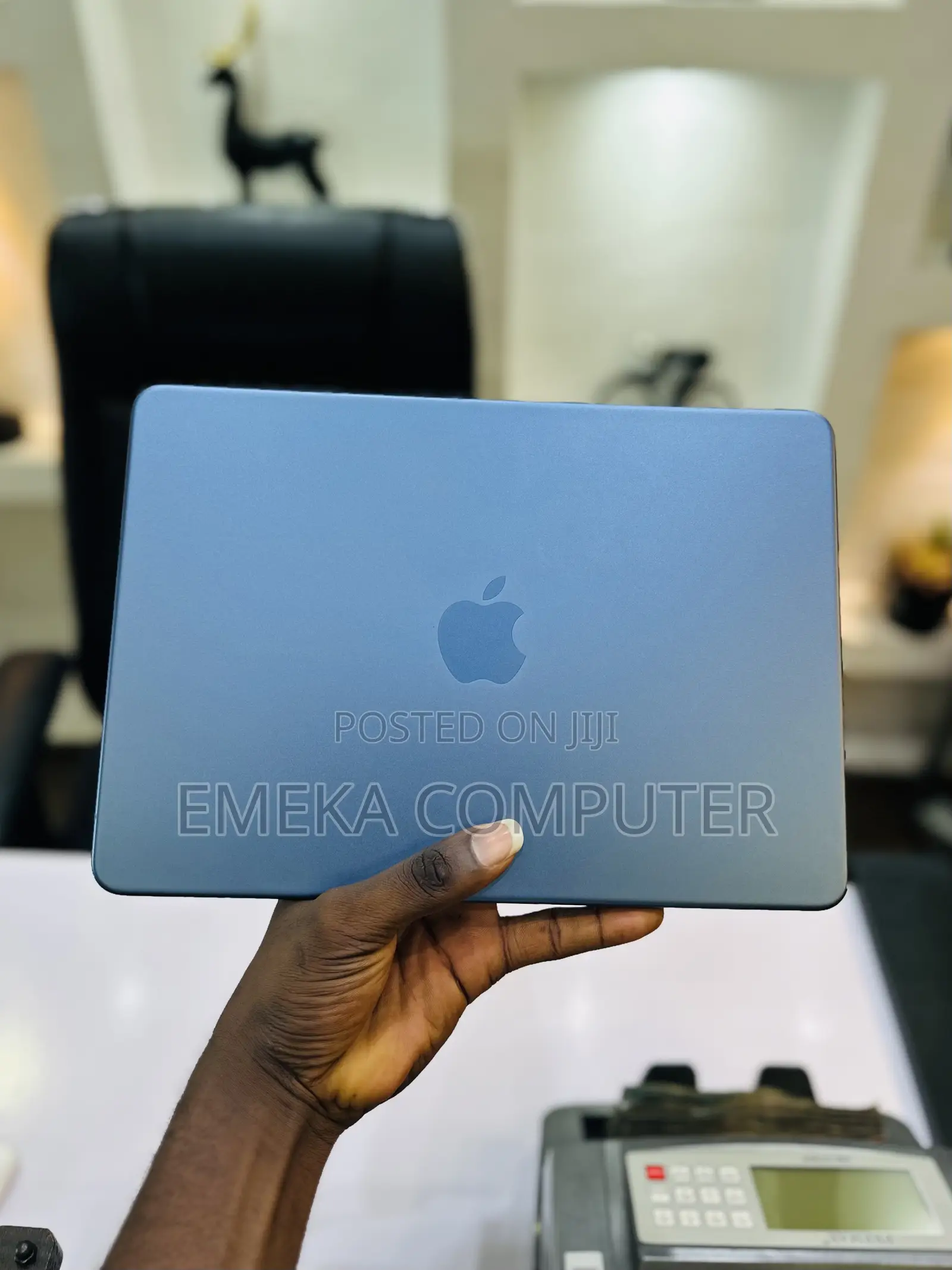 Laptop Apple MacBook Neo 2026 8GB Intel SSD 512GB