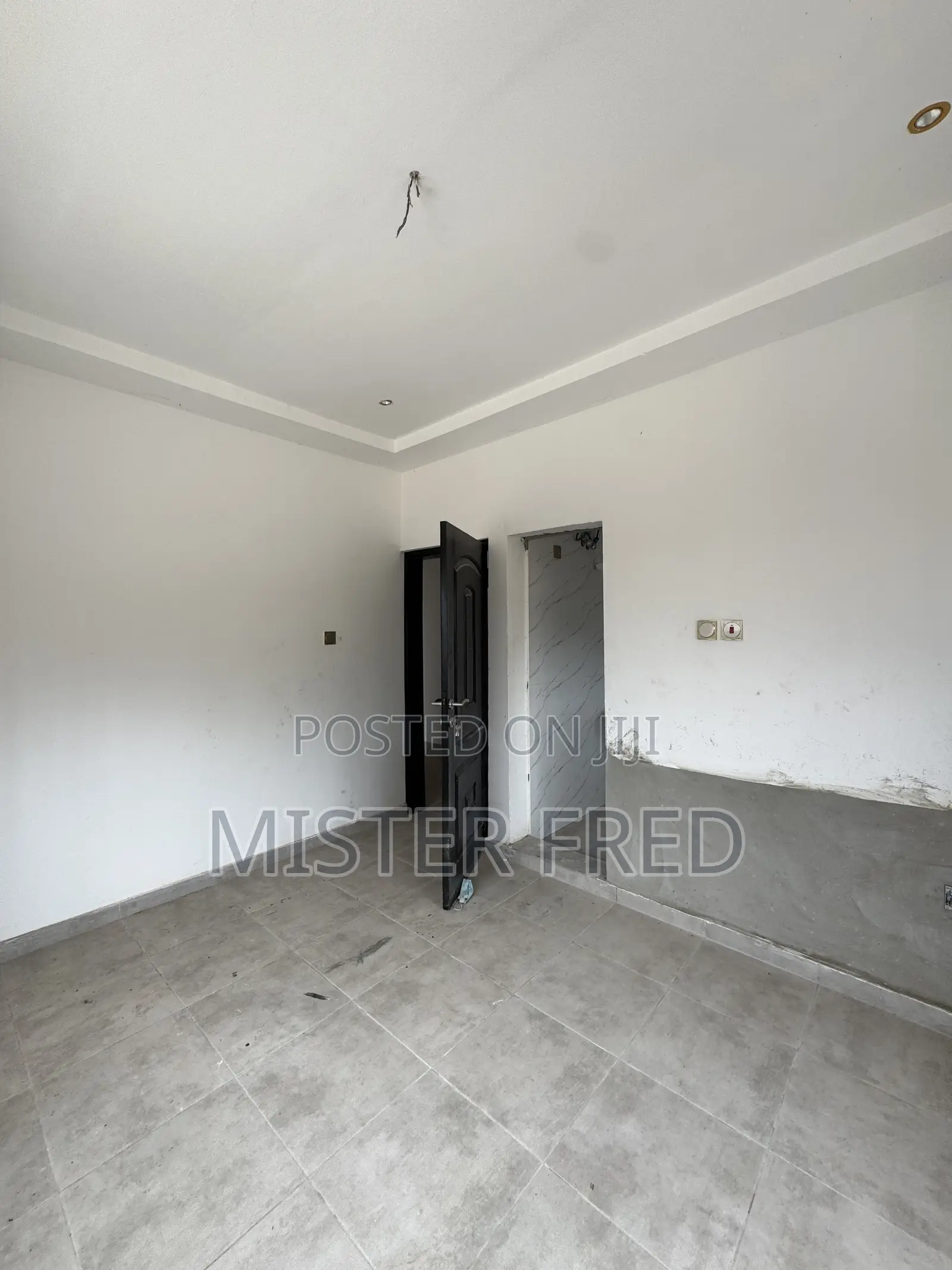 3bdrm House in Westhills Mall, Weija for sale