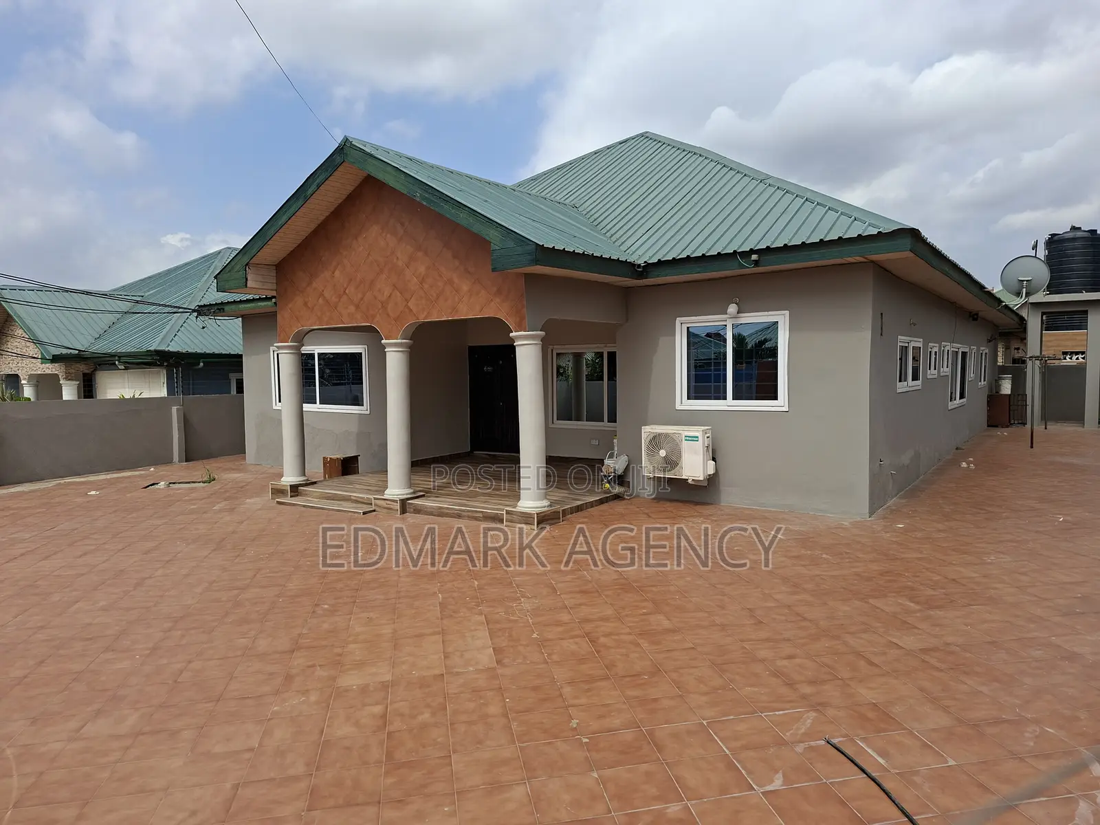 4bdrm House in Kwabenya Acp for rent
