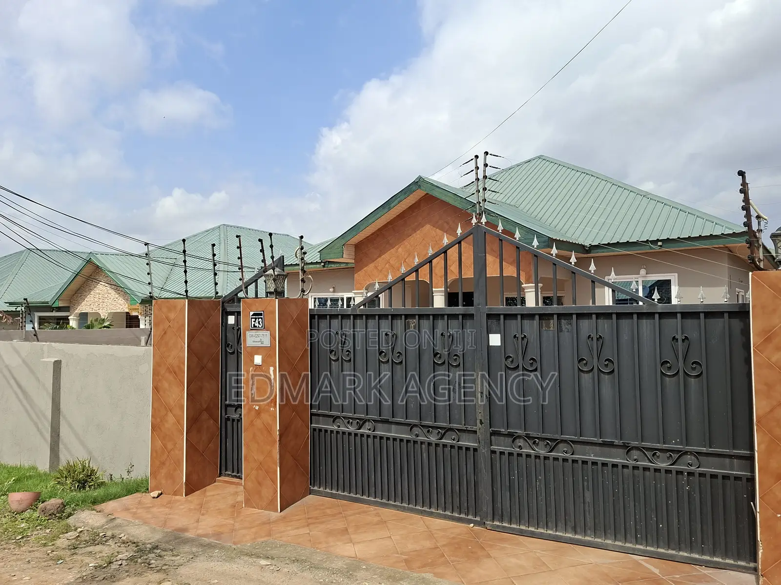 4bdrm House in Kwabenya Acp for rent