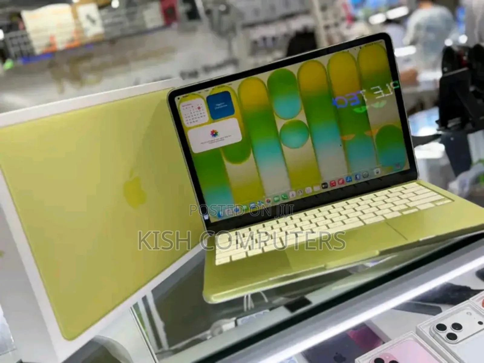 New Laptop Apple MacBook Neo 2026 8GB Apple M4 SSD 512GB