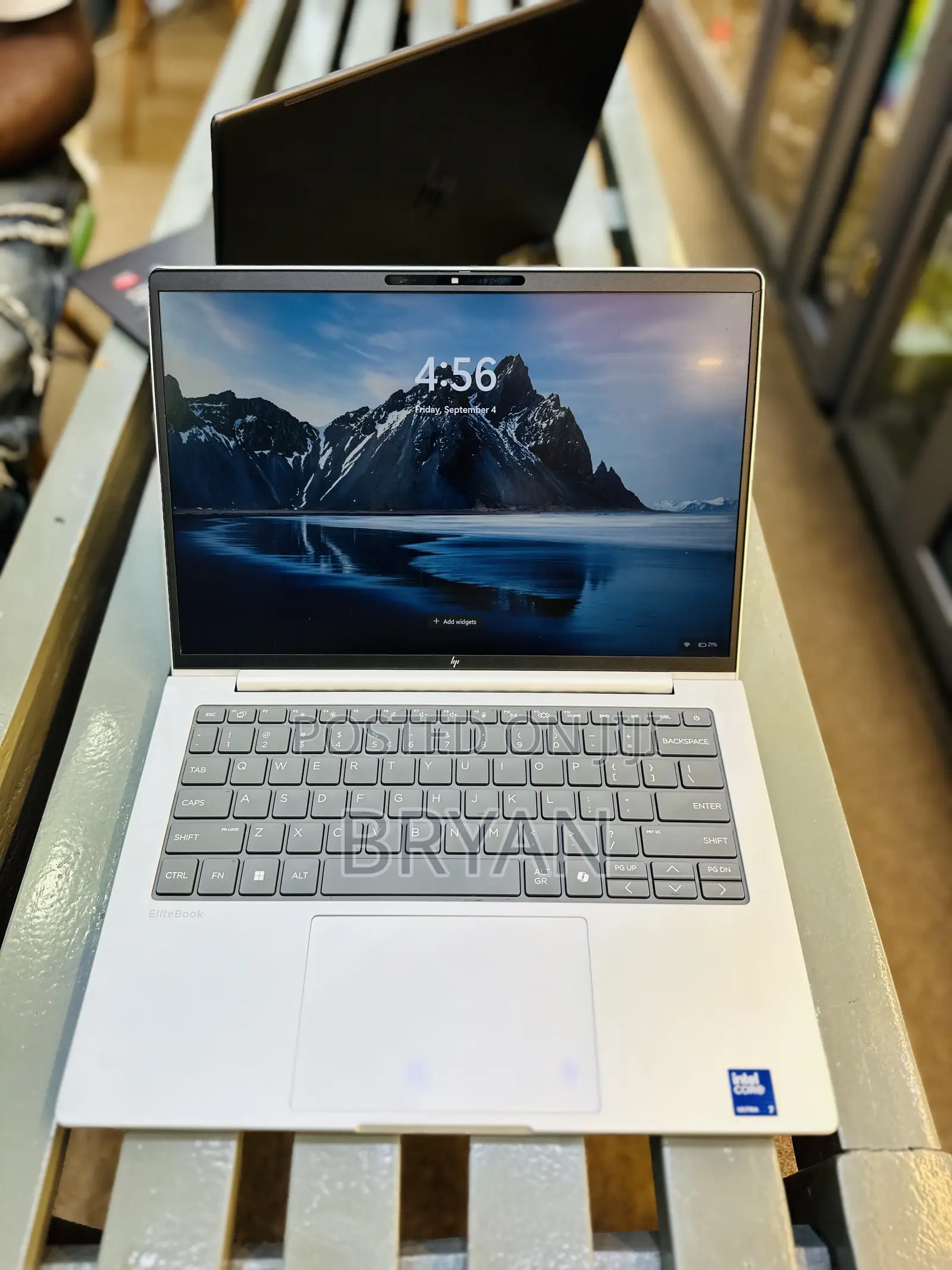 Laptop HP EliteBook 8 G1i 16GB Intel Core i7 SSD 512GB