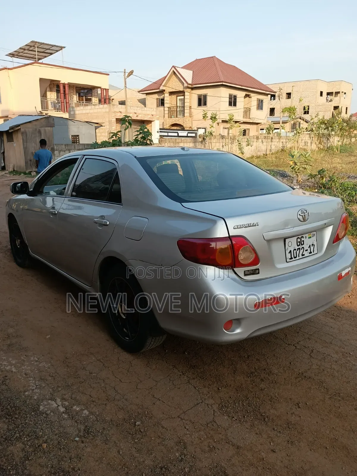 Toyota Corolla LE 4dr Sedan (1.8L 4cyl 4A) 2011 Silver