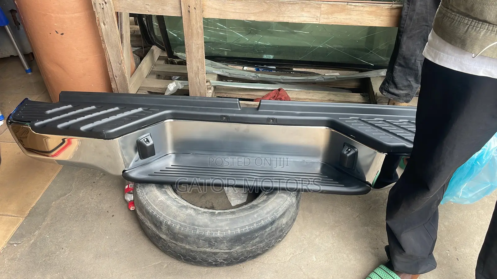 Nissan Hardbody Np300 2003 2004 2005 2006 2007 2008 2009 Back Bumper
