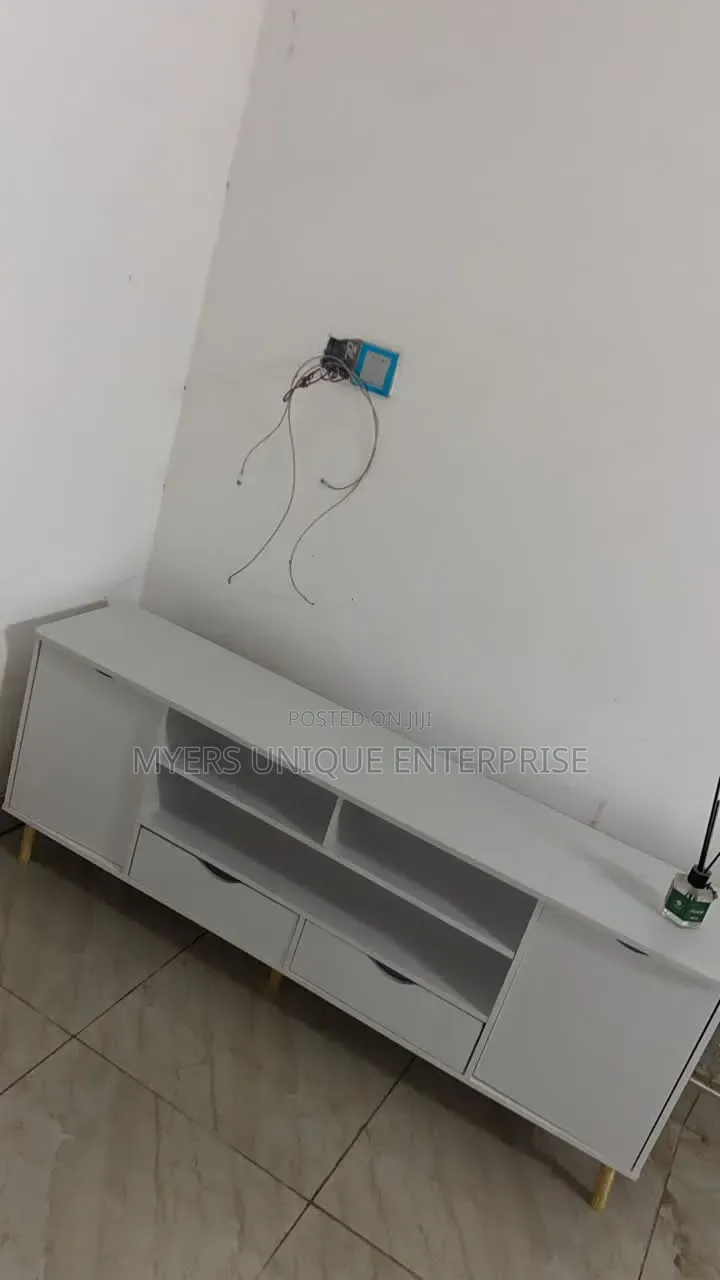 Beautiful TV Cabinet(brand New)