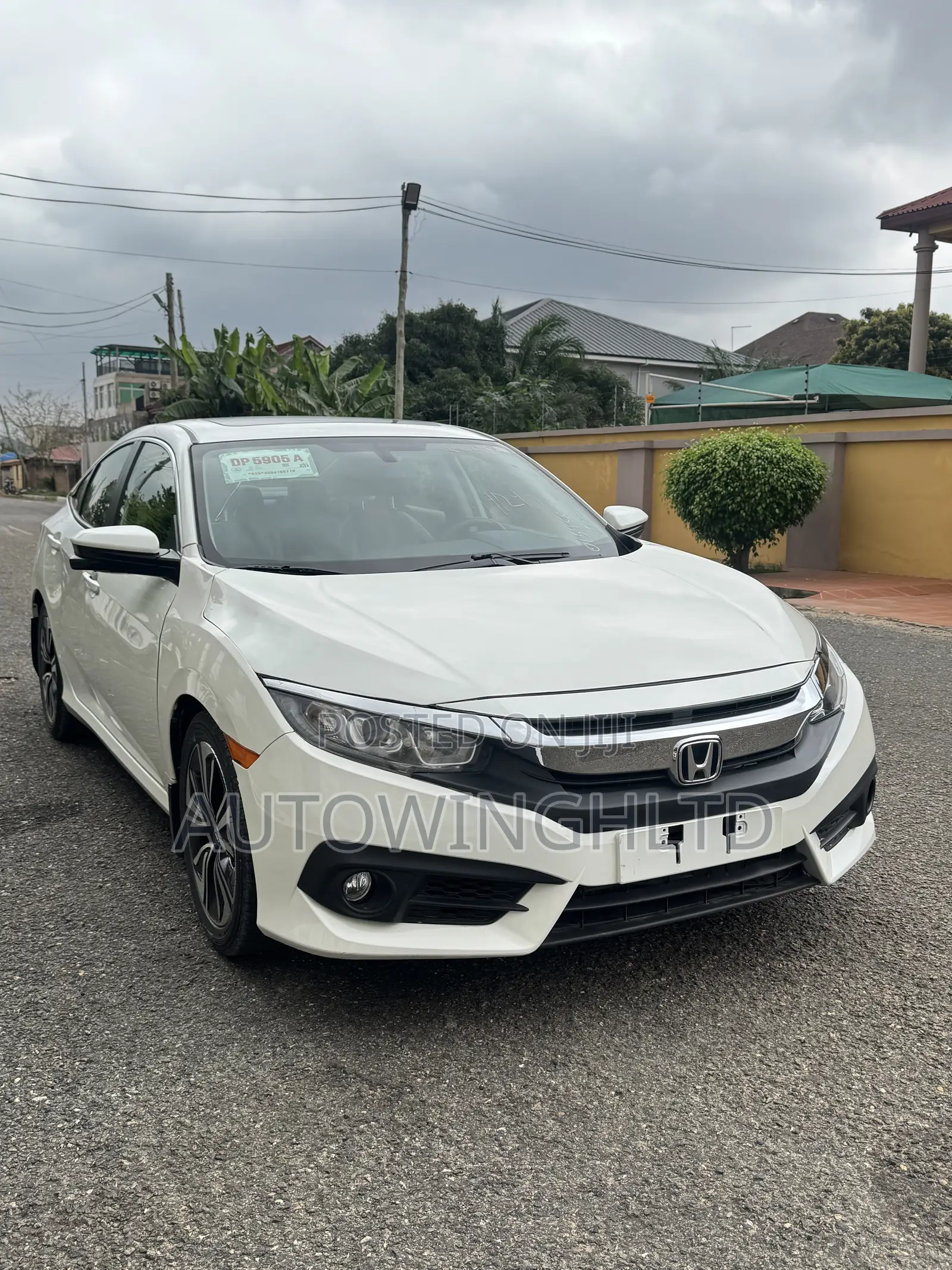Honda Civic EX-L Sedan 2018 White