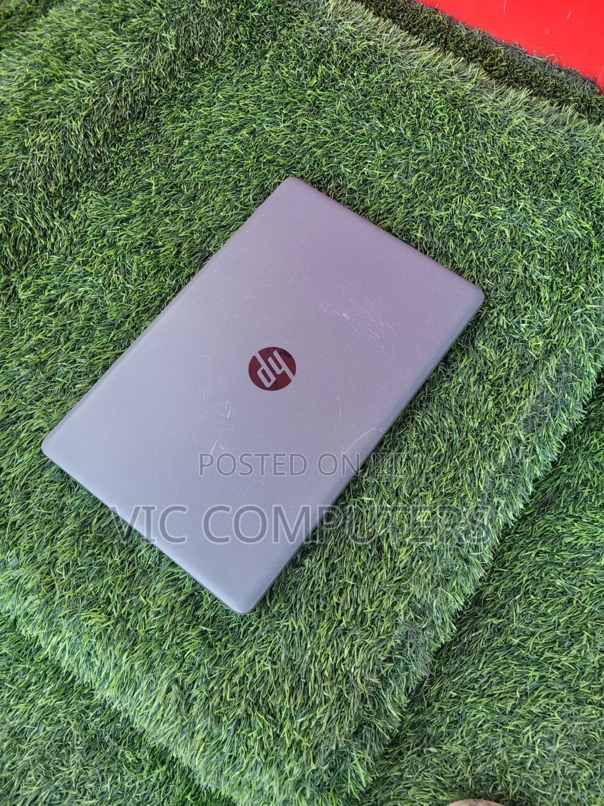 Laptop HP 255 8GB AMD Ryzen 3 SSD 256GB