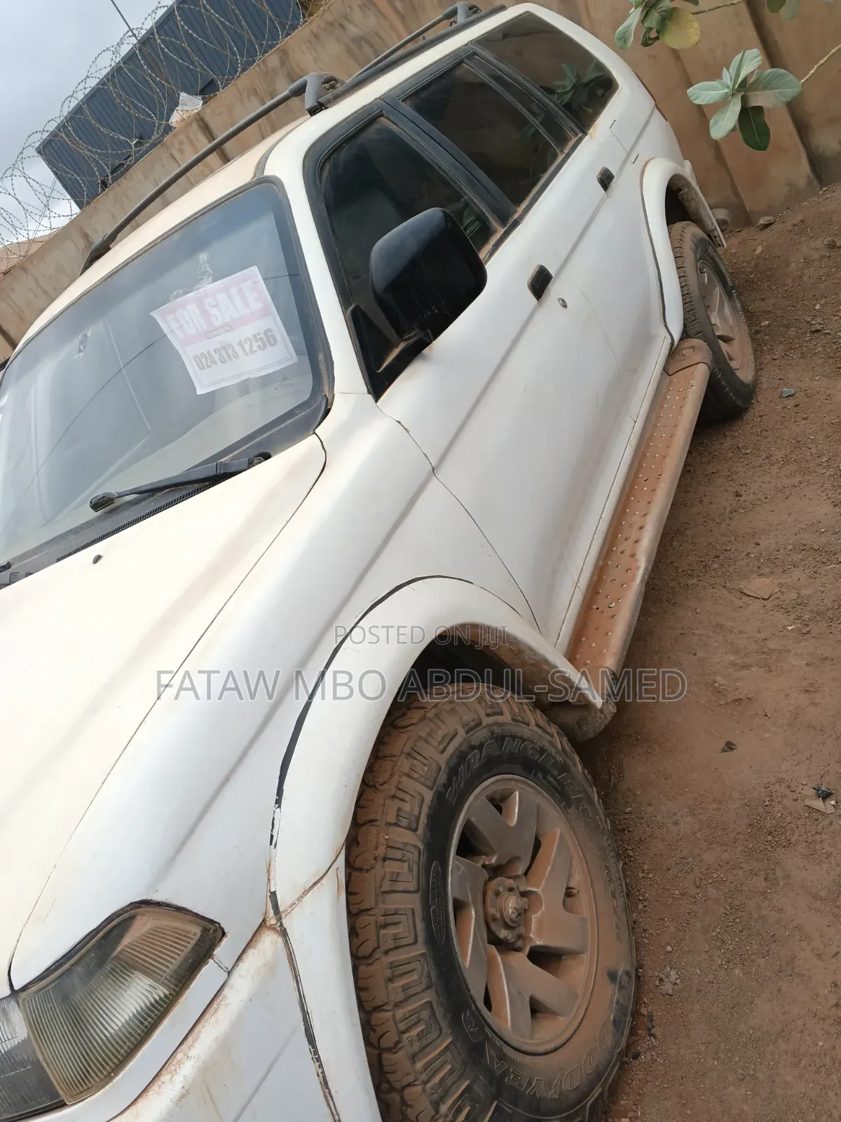 Mitsubishi Montero Sport 2012 White