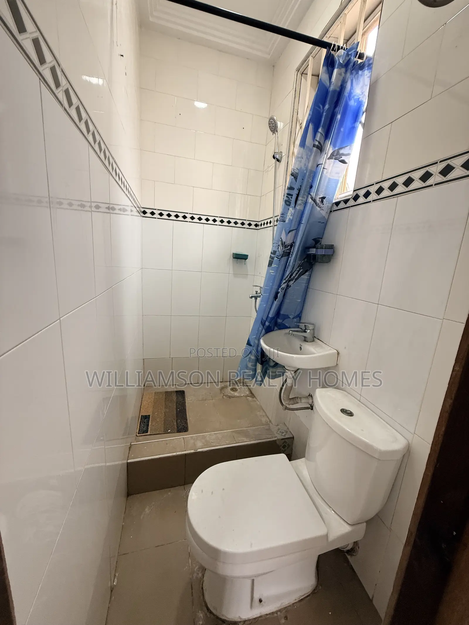 2bdrm Apartment in Community 18 Area, Spintex for rent