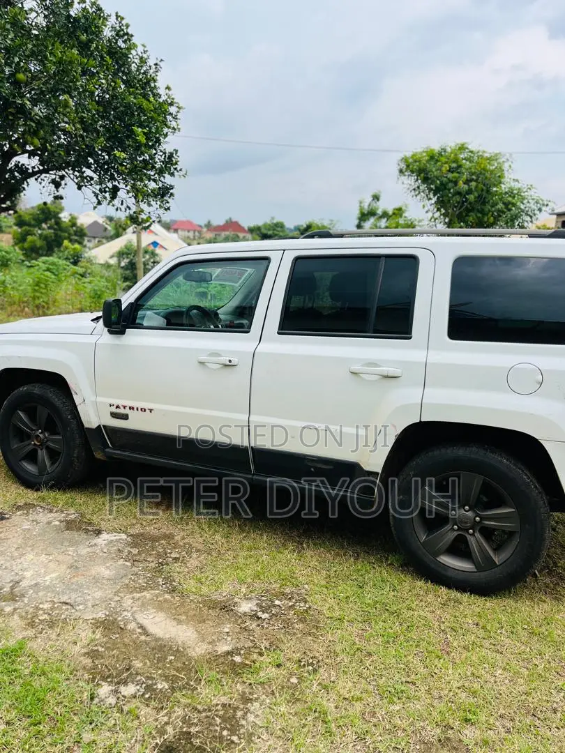 Jeep Patriot Latitude 4x4 2017 White