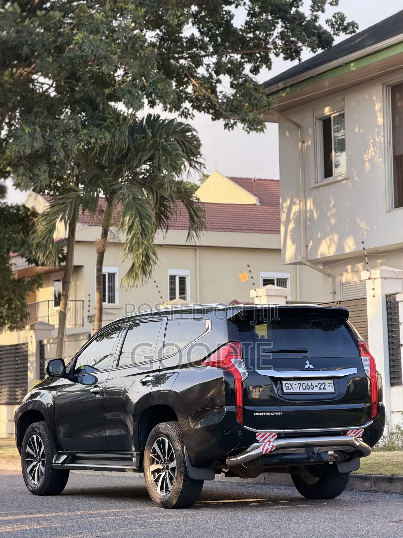 Mitsubishi Montero Sport 2017 Black
