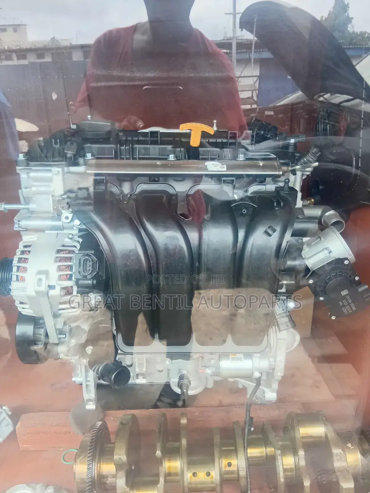 Hyundai Elantra 2.0 Engine