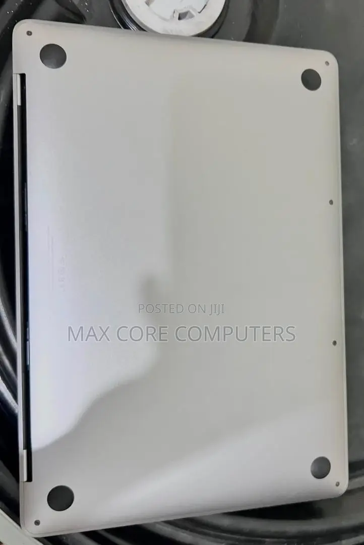 Laptop Apple MacBook Pro 2020 16GB Apple M1 SSD 512GB