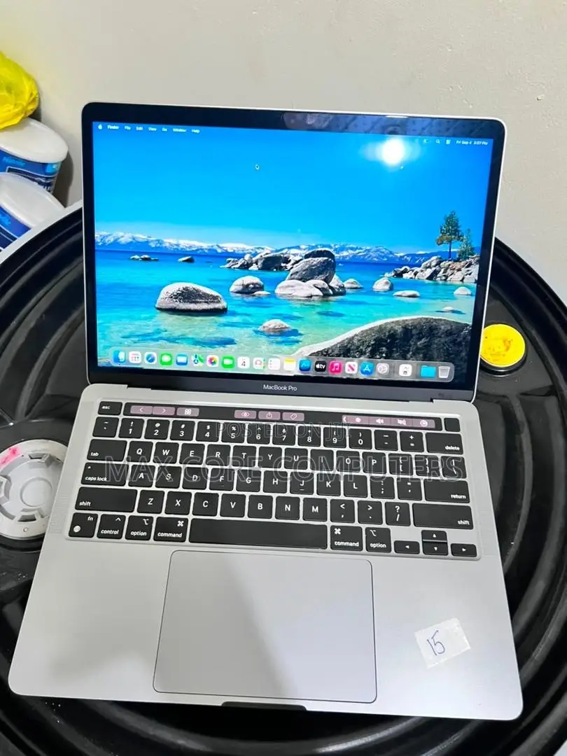 Laptop Apple MacBook Pro 2020 16GB Apple M1 SSD 512GB