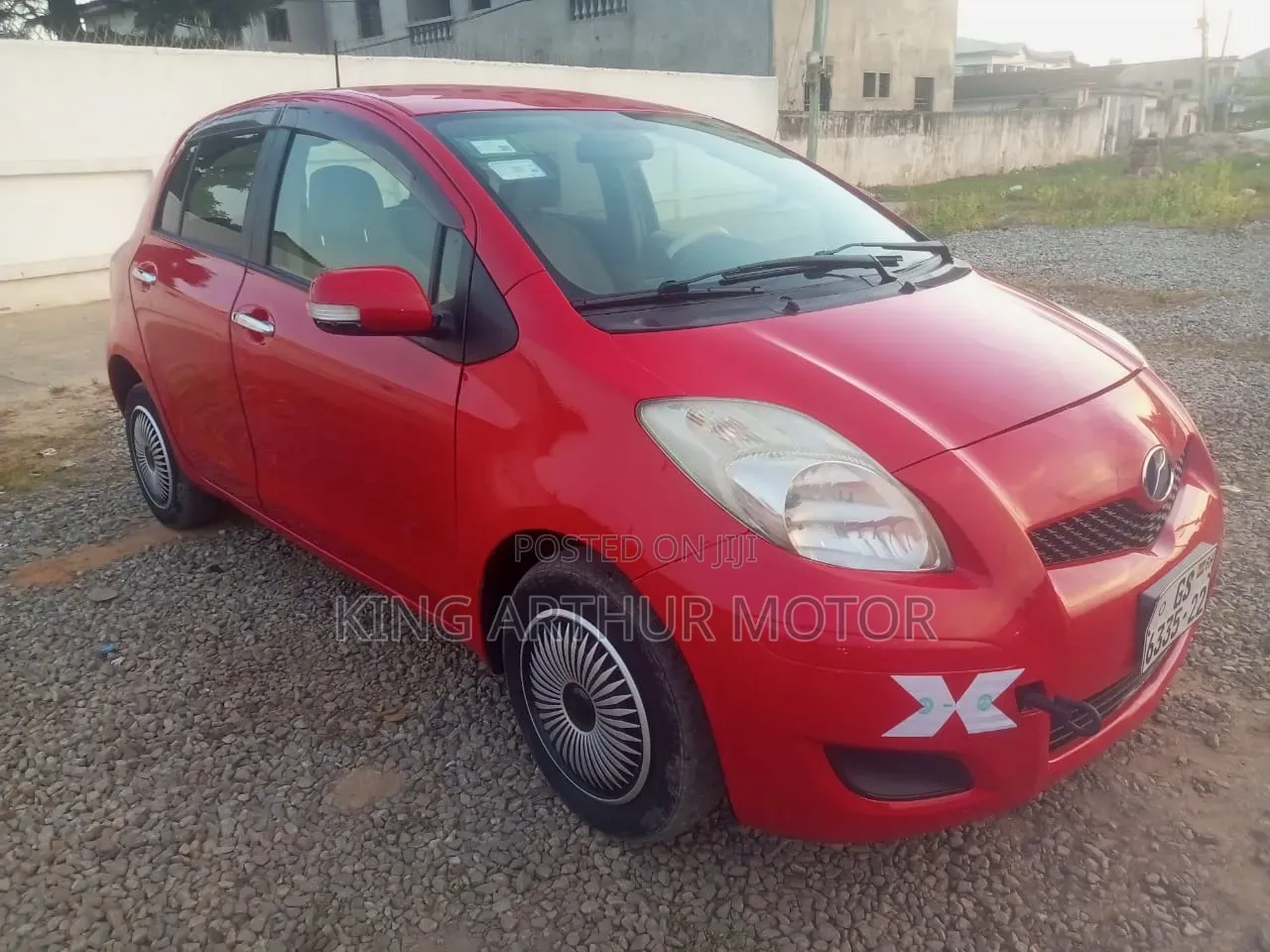 Toyota Vitz 2010 Red