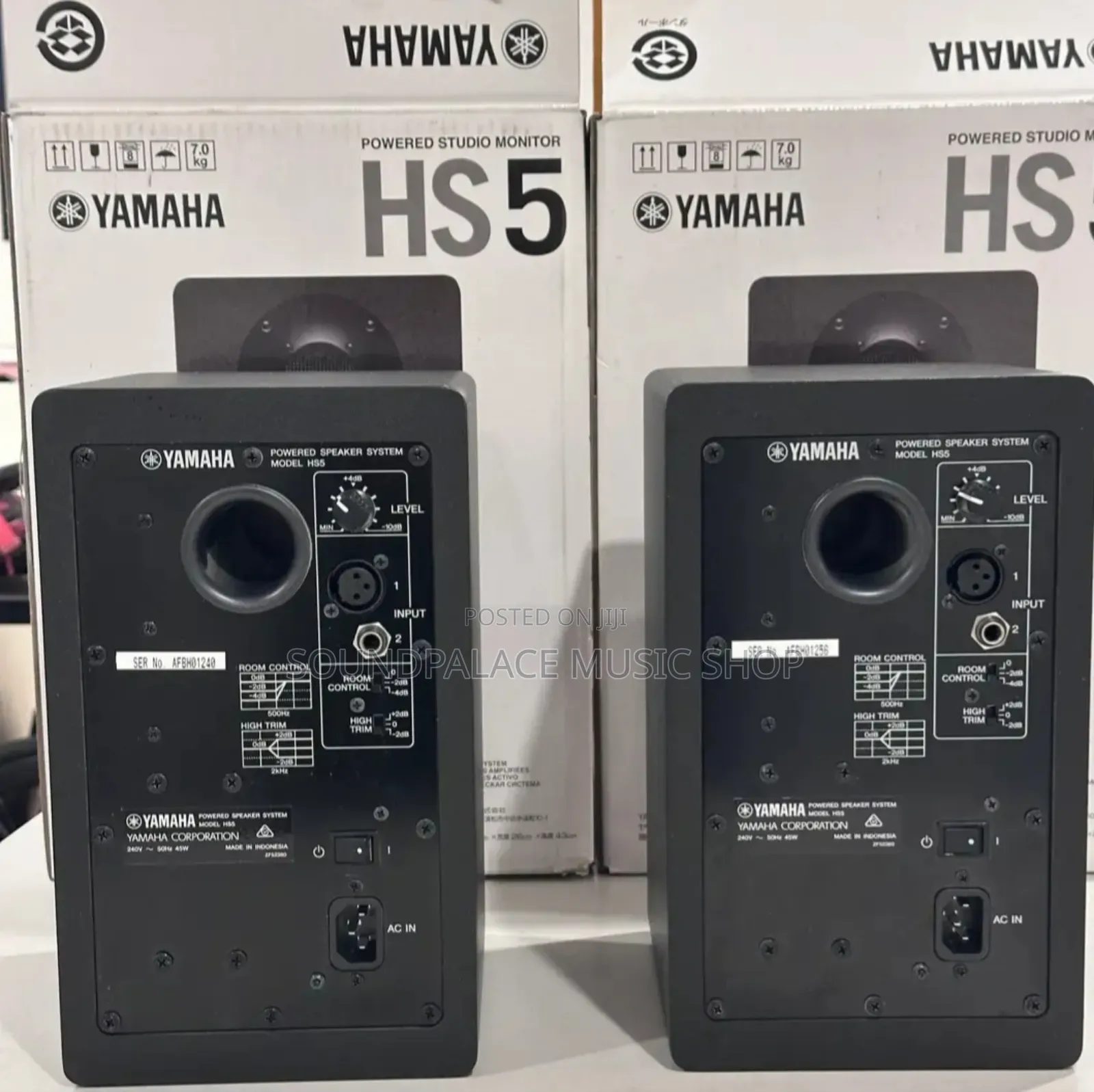 Yamaha HS5 Powered Studio Monitor