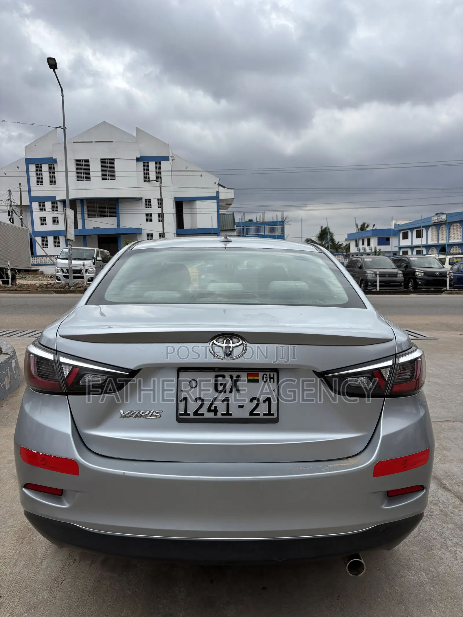 Toyota Yaris iA 1.5 FWD 2019 Silver