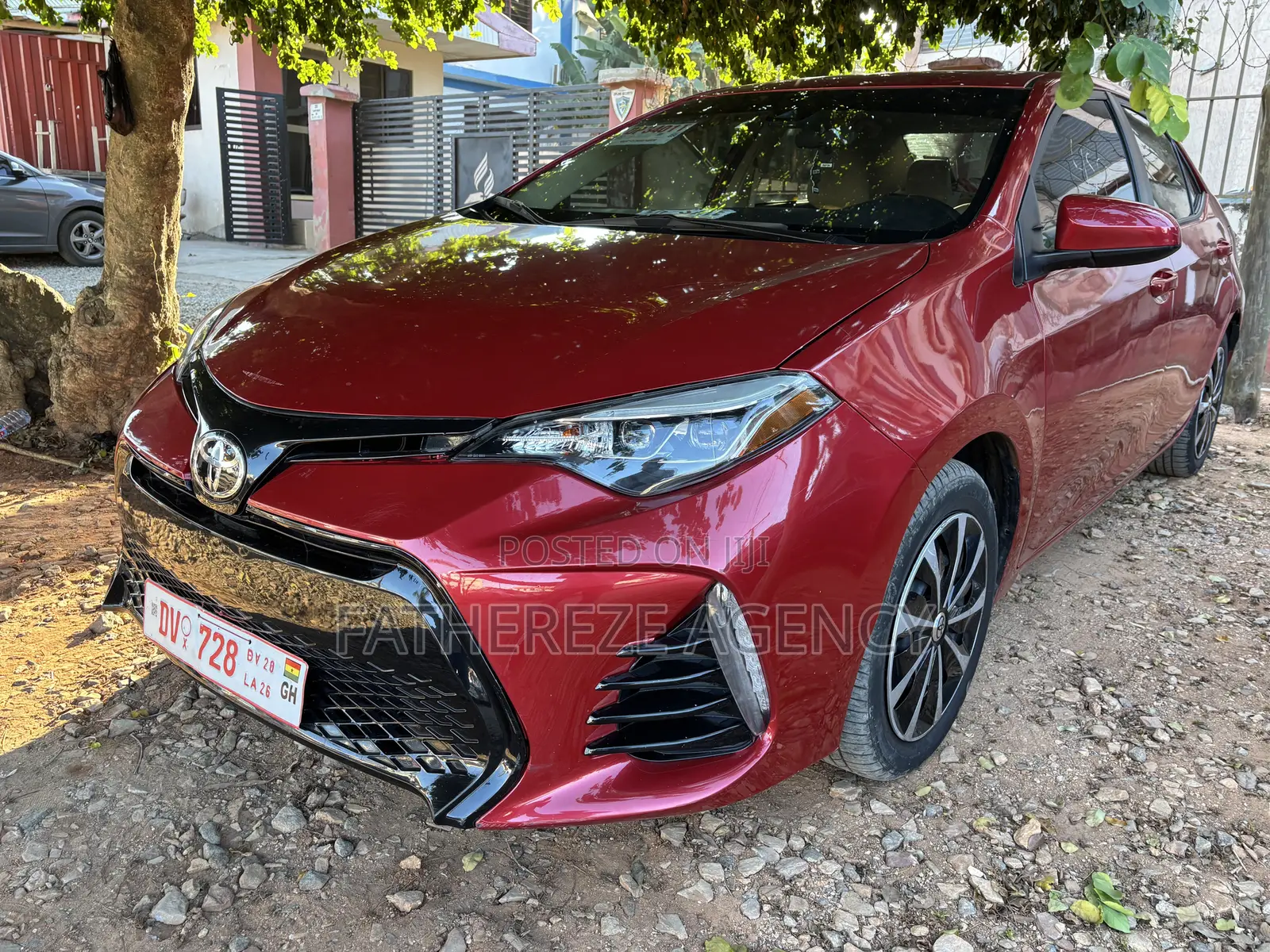 Toyota Corolla LE Eco (1.8L 4cyl 2A) 2019 Ivory