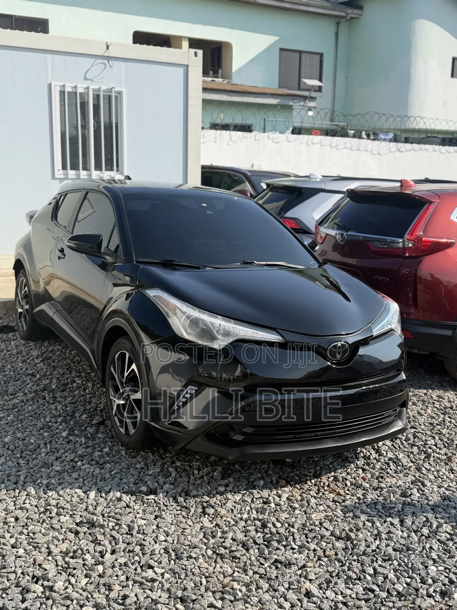 Toyota C-HR XLE FWD 2019 Black
