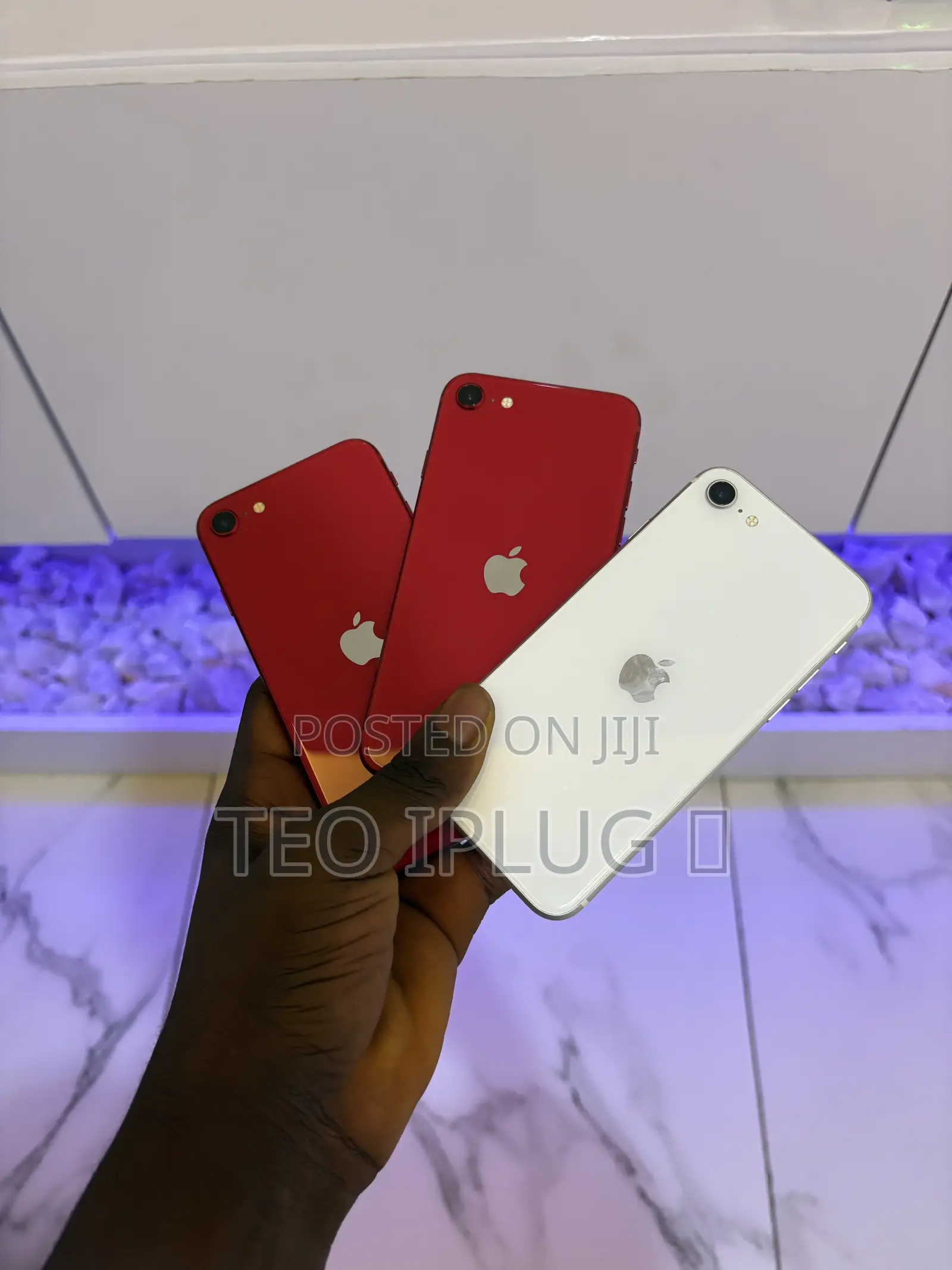 Apple iPhone SE (2020) 128 GB Red