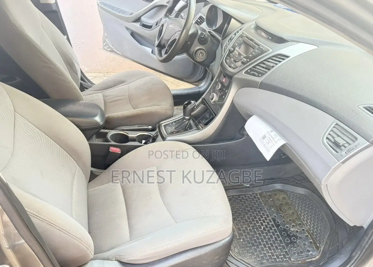 Hyundai Elantra 2014 Silver